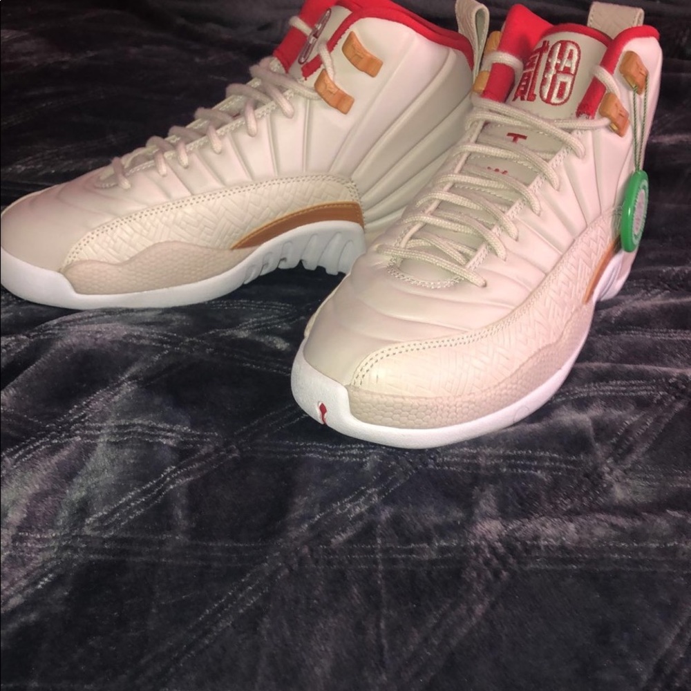 Jordan 12 Retro Chinese New Year size : women’s 6